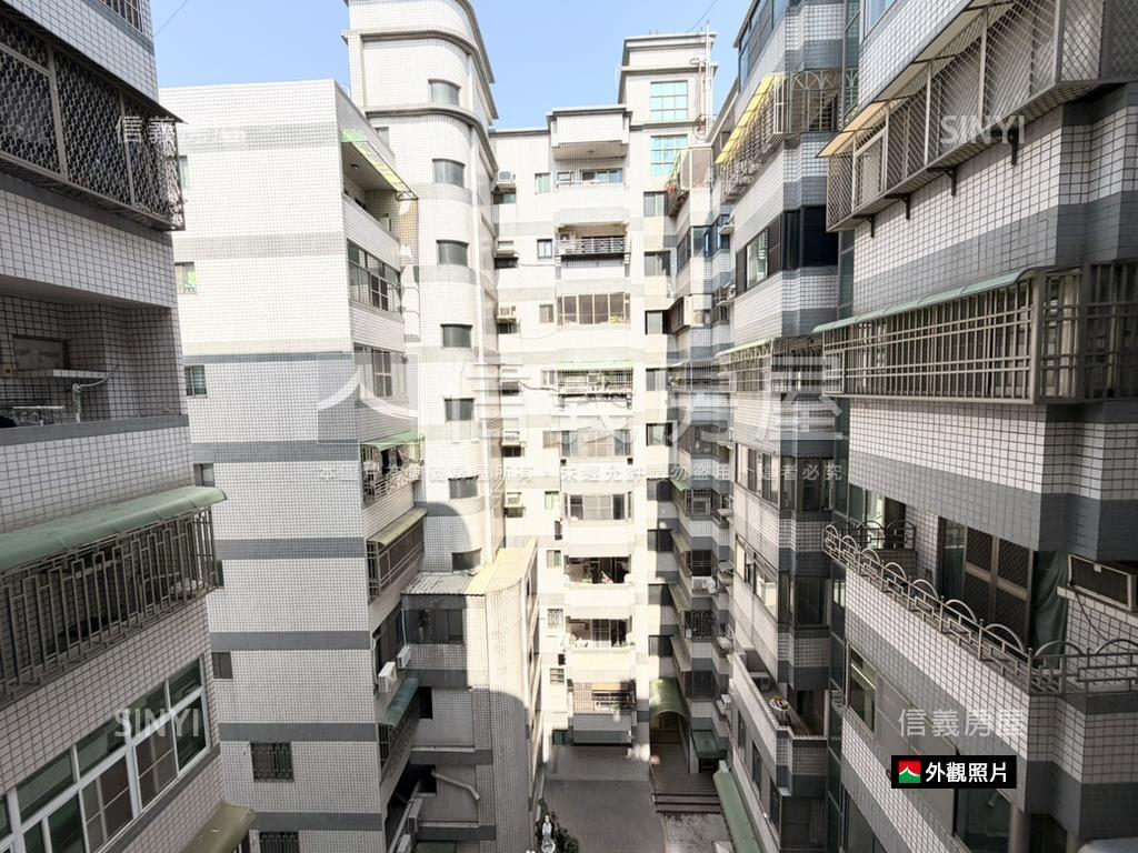 善化市區三房新美妝有車位房屋室內格局與周邊環境