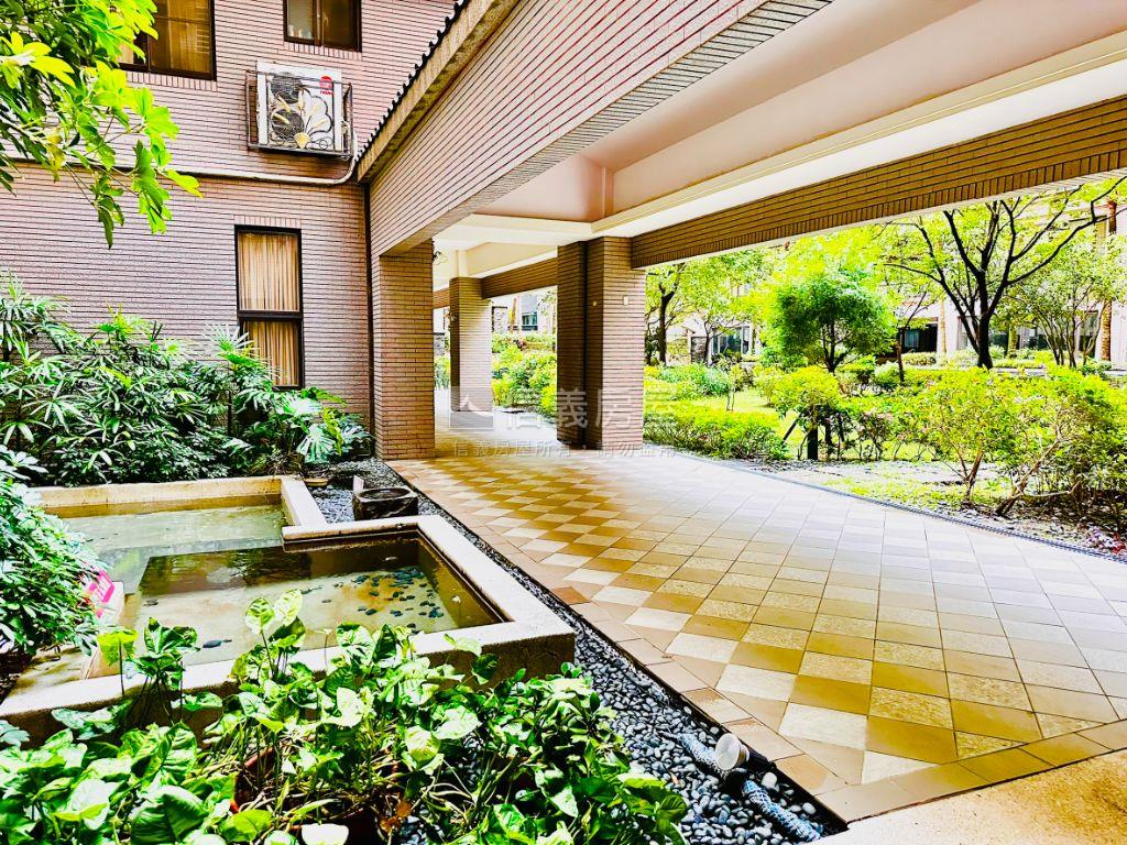 春城麗池稀有中庭花園兩房房屋室內格局與周邊環境