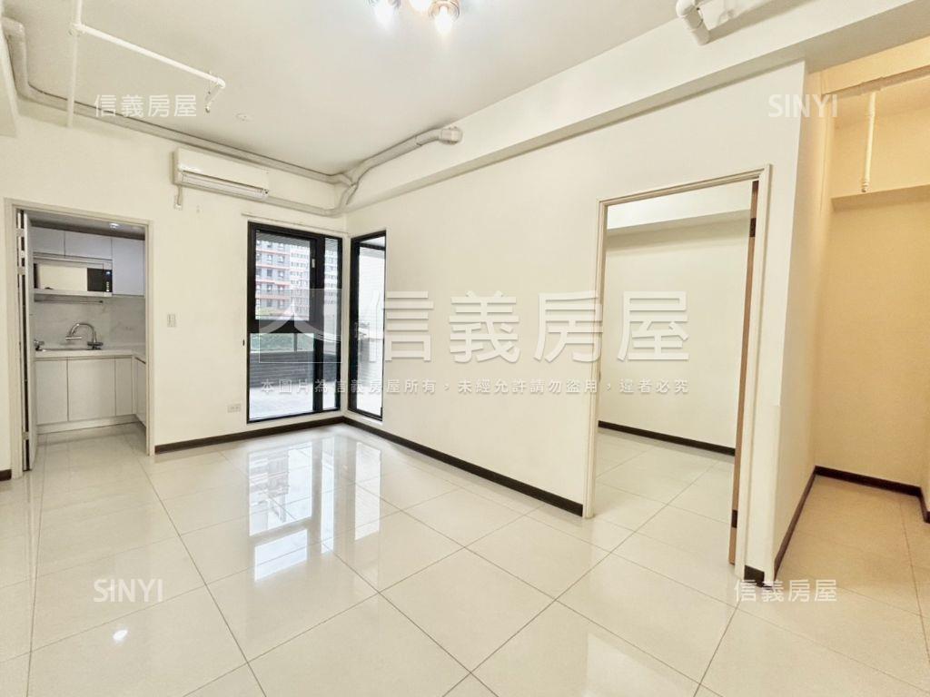 真愛稀有露臺戶兩房平車房屋室內格局與周邊環境