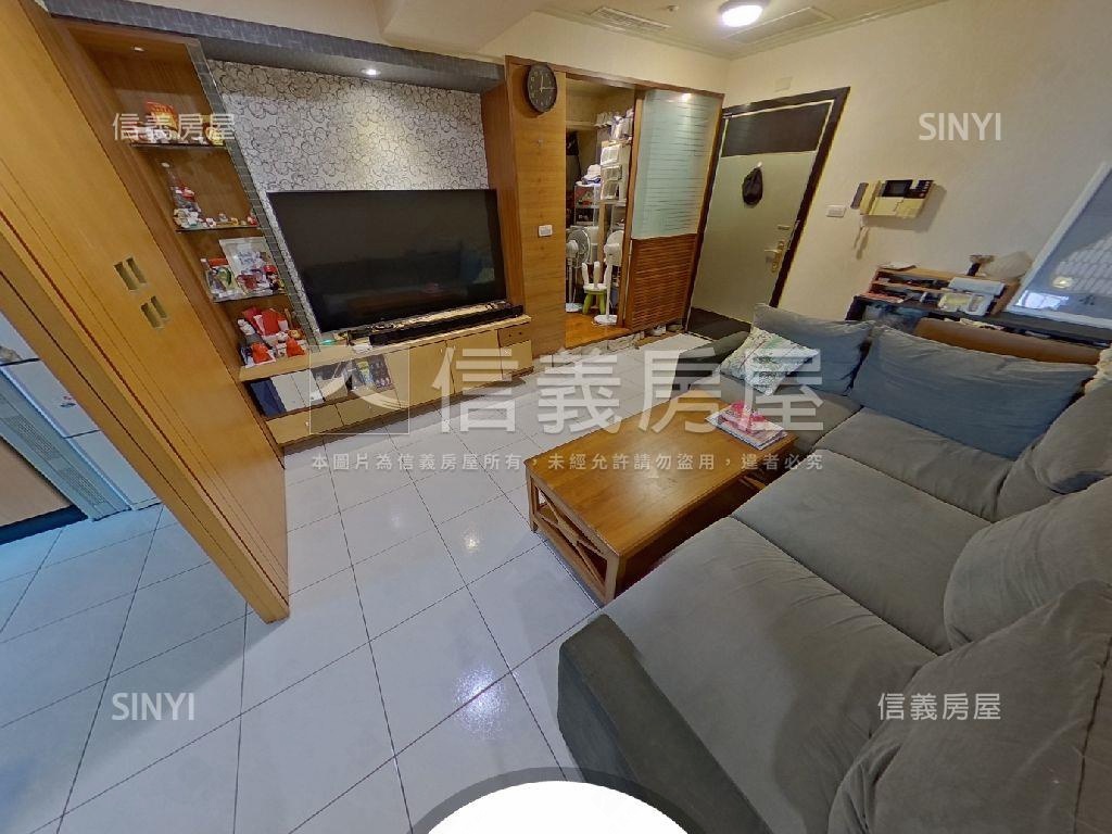 新埔站昇陽建設文化廳兩房房屋室內格局與周邊環境