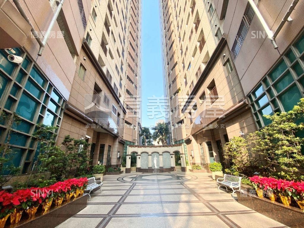 新埔站昇陽建設文化廳兩房房屋室內格局與周邊環境