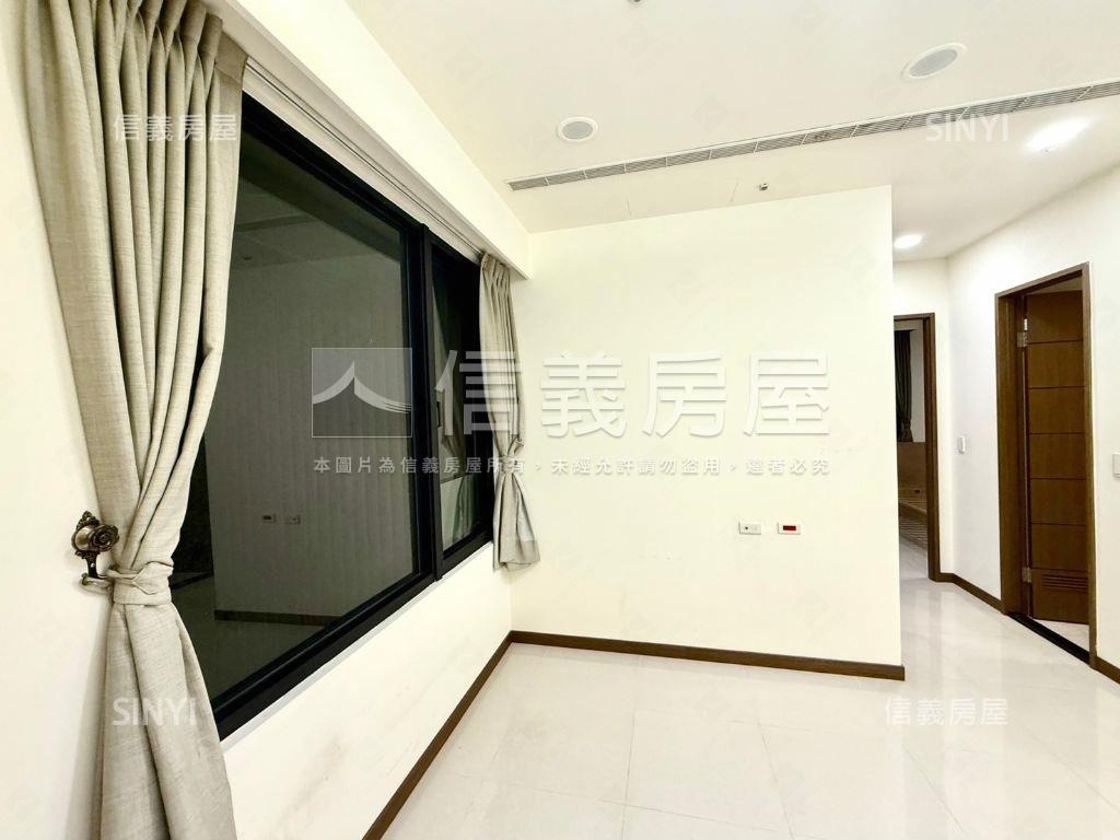巨人邊間雙視角兩房房屋室內格局與周邊環境