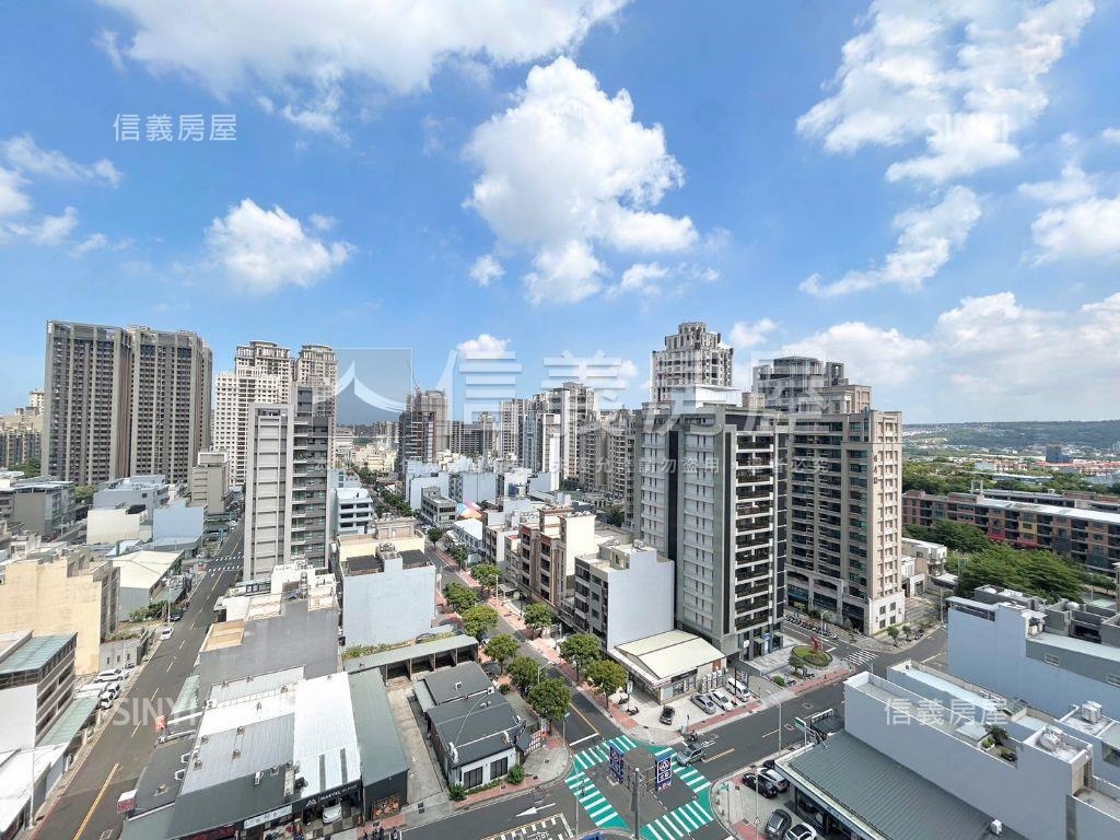 巨人邊間雙視角兩房房屋室內格局與周邊環境