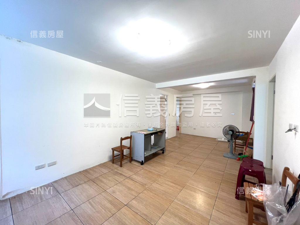 明德明亮邊間二樓房屋室內格局與周邊環境