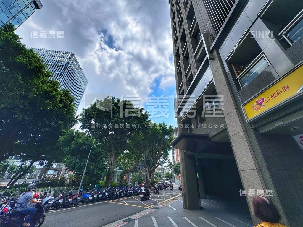 【久石讓】小巨蛋旁精美宅房屋室內格局與周邊環境
