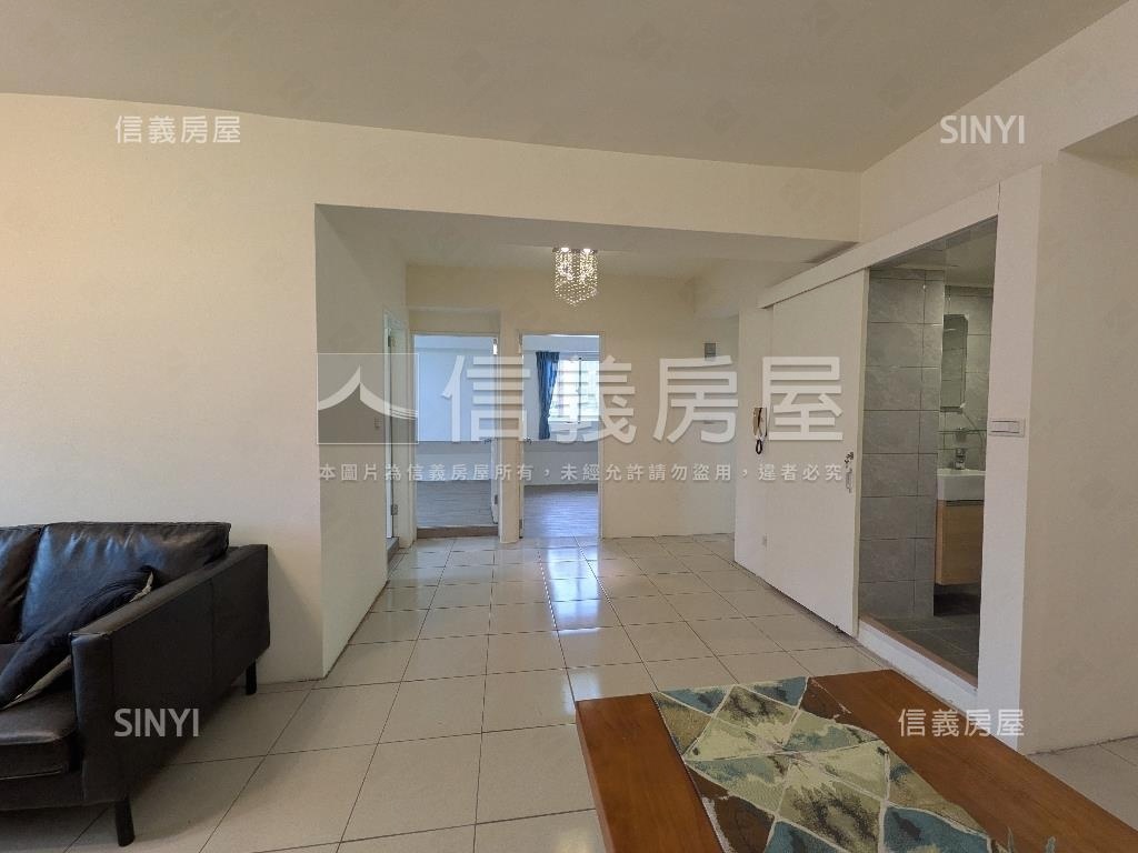 低總價文心中清站朝南３房房屋室內格局與周邊環境