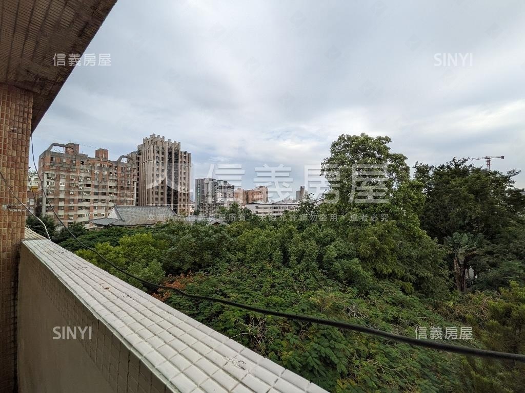 低總價文心中清站朝南３房房屋室內格局與周邊環境