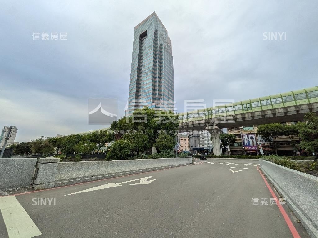 低總價文心中清站朝南３房房屋室內格局與周邊環境