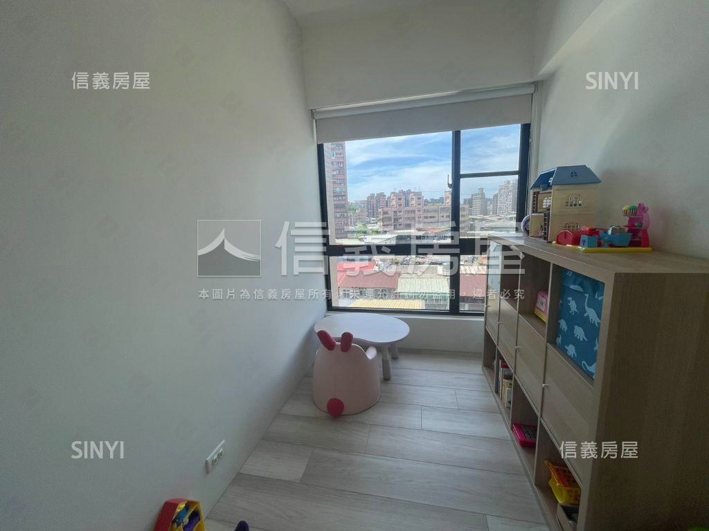 景安樸石麗緻三房車位房屋室內格局與周邊環境
