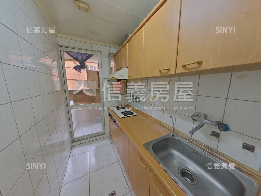 佛羅里達高樓美屋房屋室內格局與周邊環境