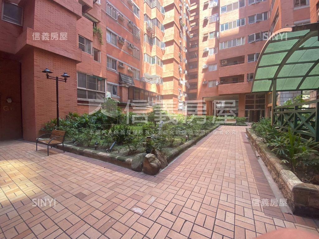 佛羅里達高樓美屋房屋室內格局與周邊環境