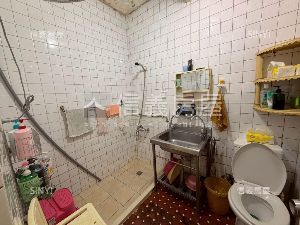近永安市場捷運站靜巷２樓房屋室內格局與周邊環境