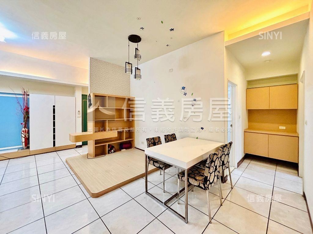 崇德大第三房車位可休旅房屋室內格局與周邊環境