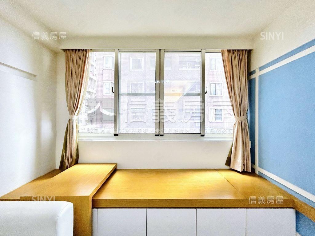 崇德大第三房車位可休旅房屋室內格局與周邊環境