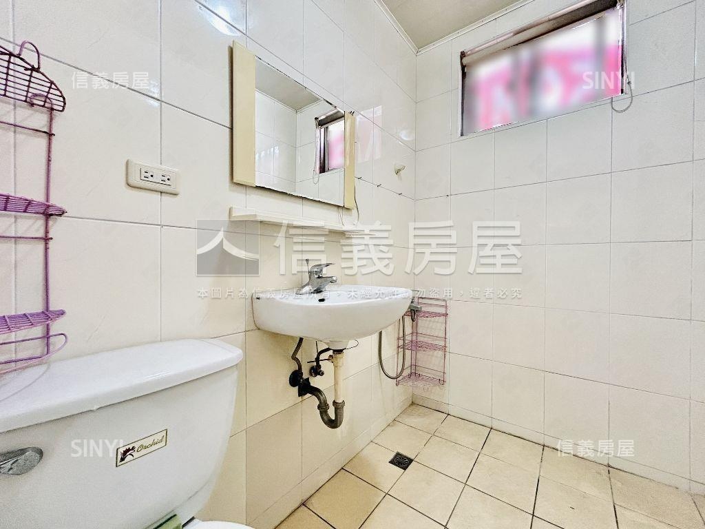 崇德大第三房車位可休旅房屋室內格局與周邊環境