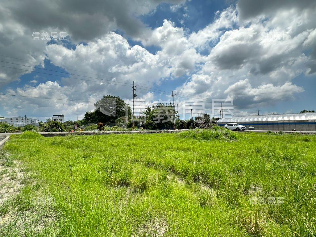 稀有雙面臨路百坪農地房屋室內格局與周邊環境