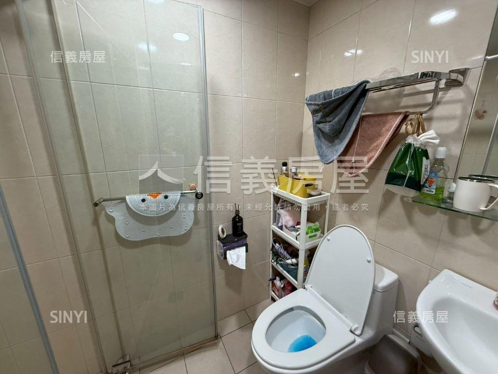 楊明國小旁三房車位房屋室內格局與周邊環境