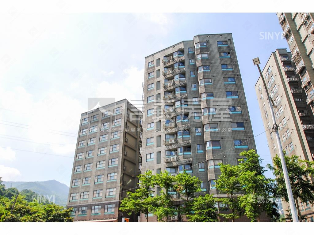 活力挑高小資美宅房屋室內格局與周邊環境