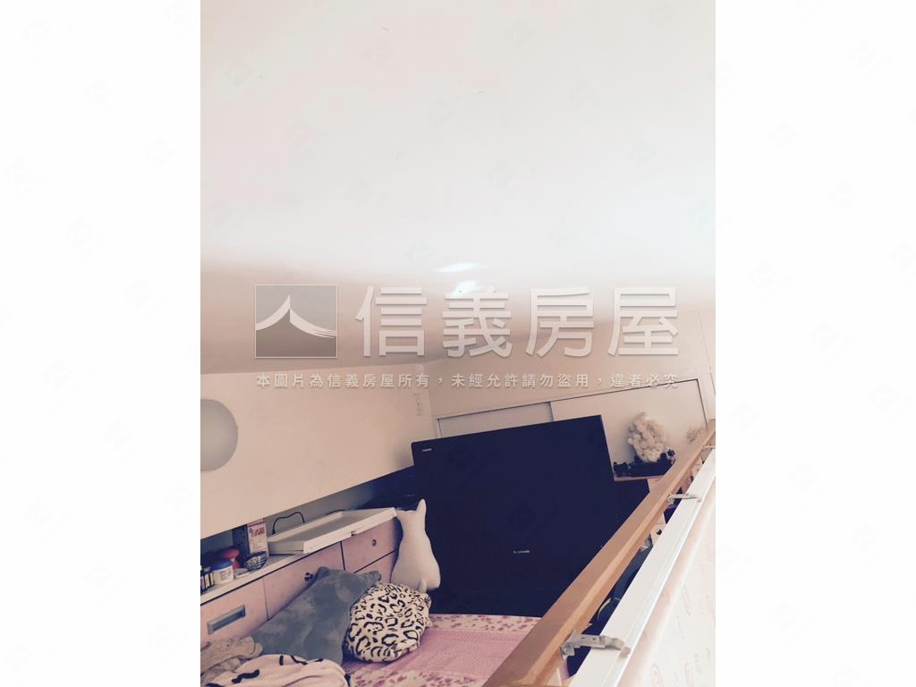 活力挑高小資美宅房屋室內格局與周邊環境