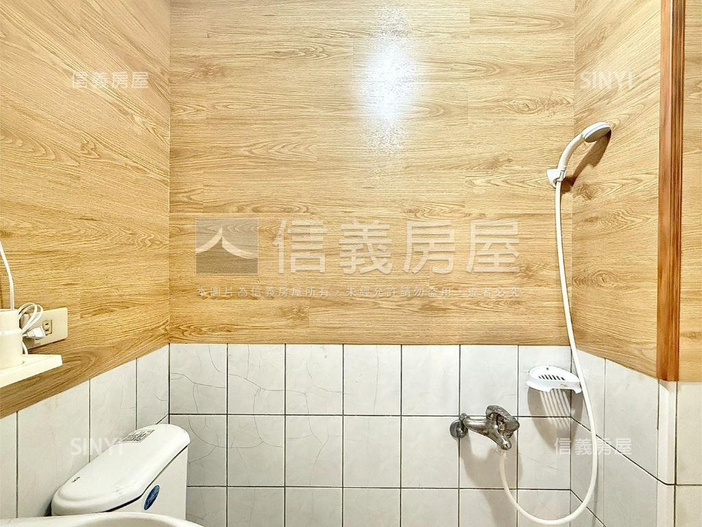 德賢路熱鬧黃金店住房屋室內格局與周邊環境