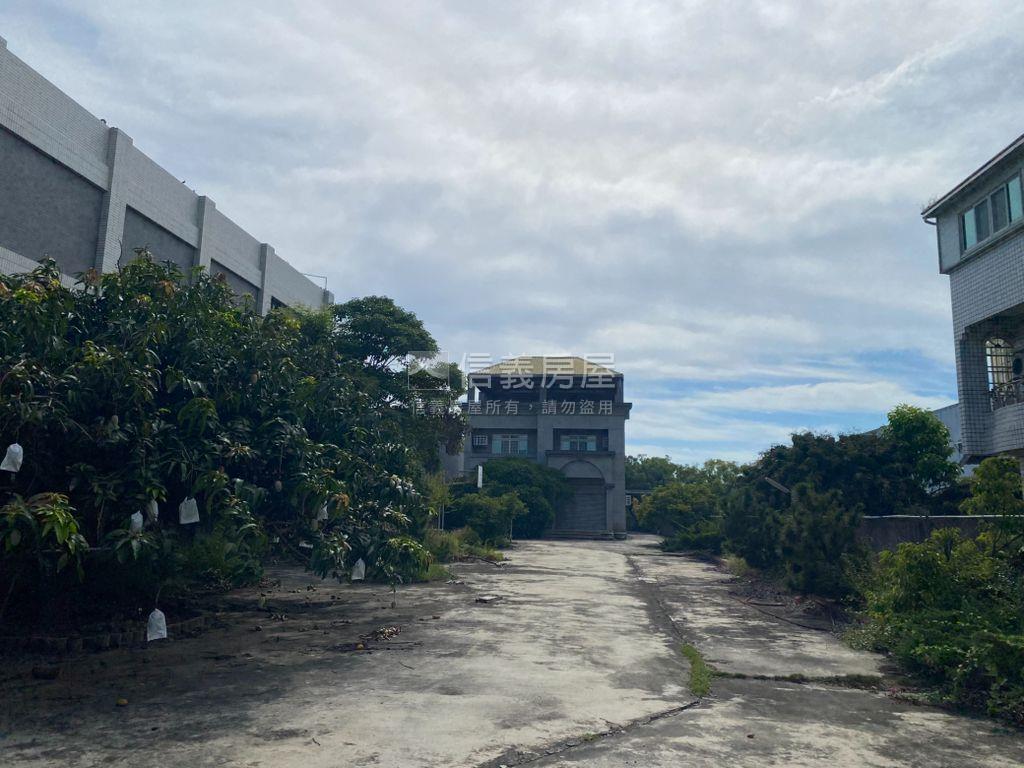 近交流道大地坪優質透天房屋室內格局與周邊環境