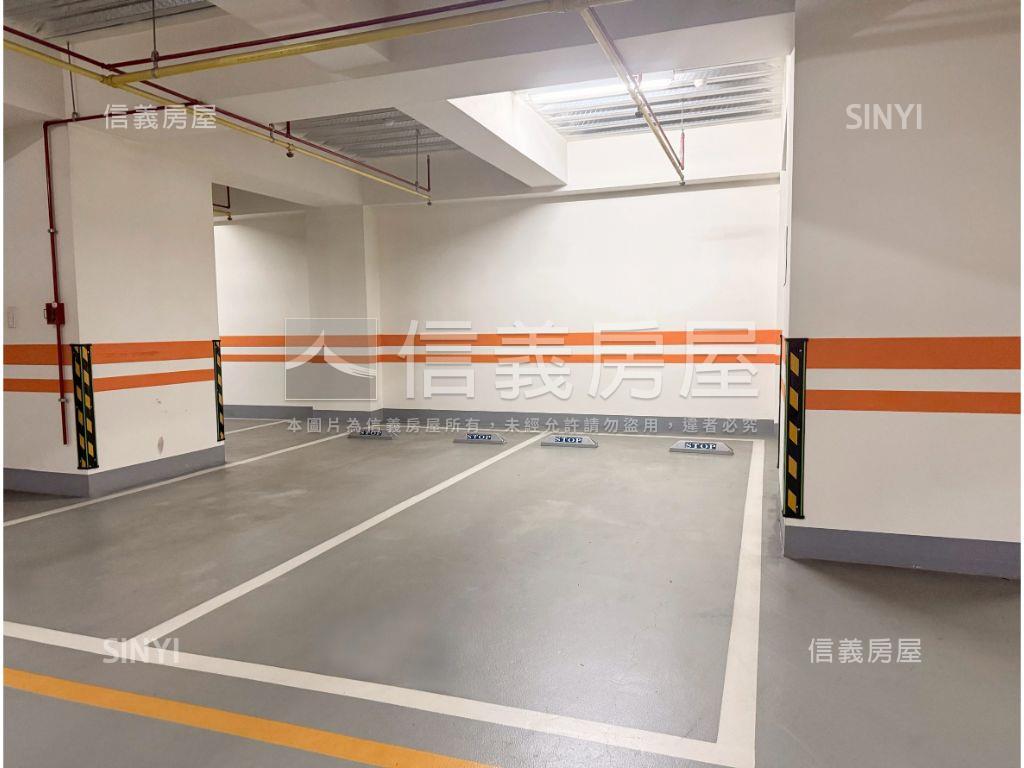 ７期美景精裝三房雙平車房屋室內格局與周邊環境