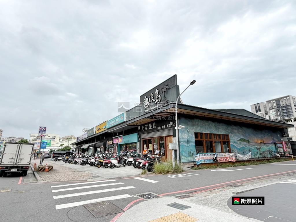 無住字樣｜醒目面寬金店面房屋室內格局與周邊環境