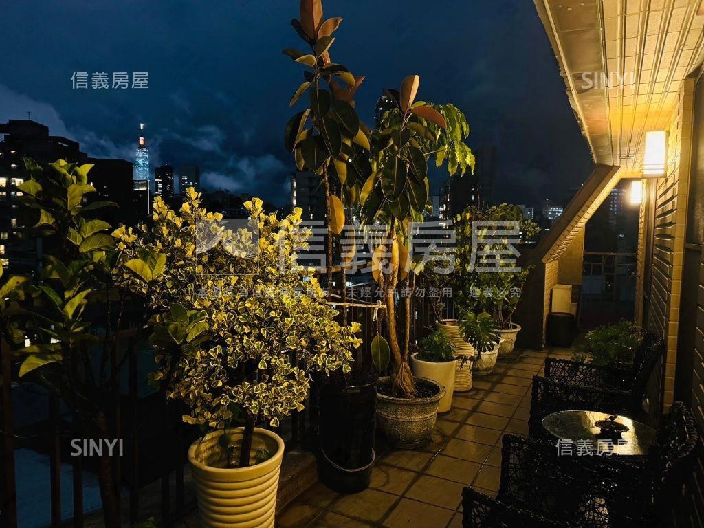 ＮＥＷ布朗亨頂樓景觀房屋室內格局與周邊環境