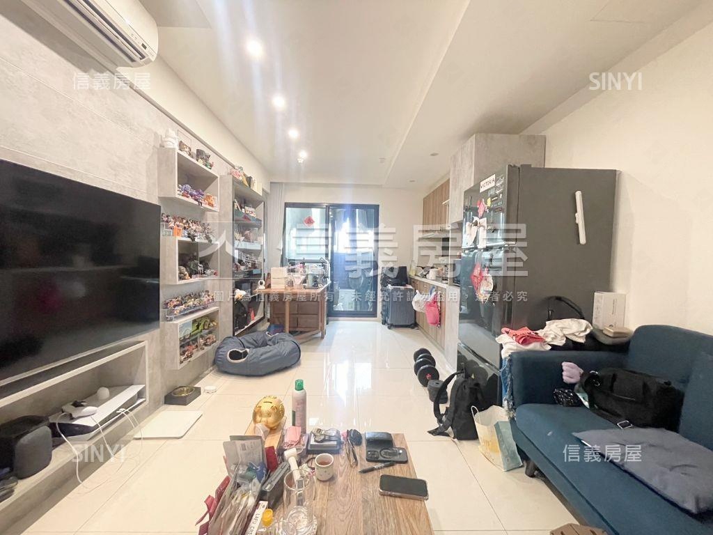 欣富築稀有挑高大採光房屋室內格局與周邊環境