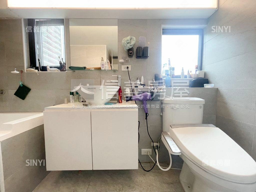 優質欣富築稀有挑高採光佳房屋室內格局與周邊環境