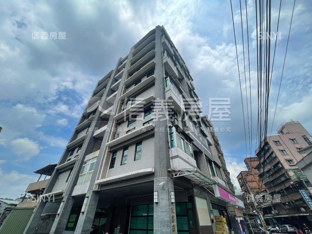 優質欣富築稀有挑高採光佳房屋室內格局與周邊環境