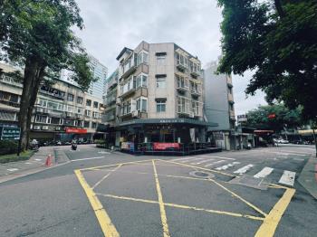 邊間綠樹店面近永春站