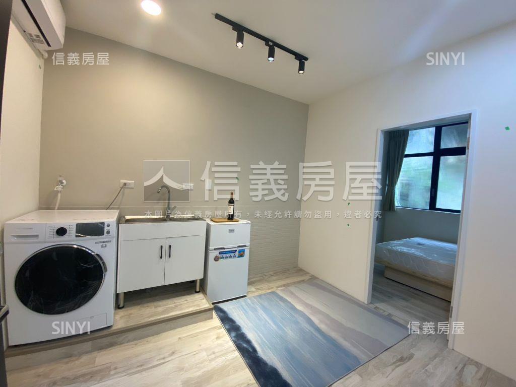 南京西路雙層美寓房屋室內格局與周邊環境