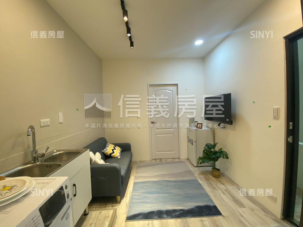 南京西路雙層美寓房屋室內格局與周邊環境