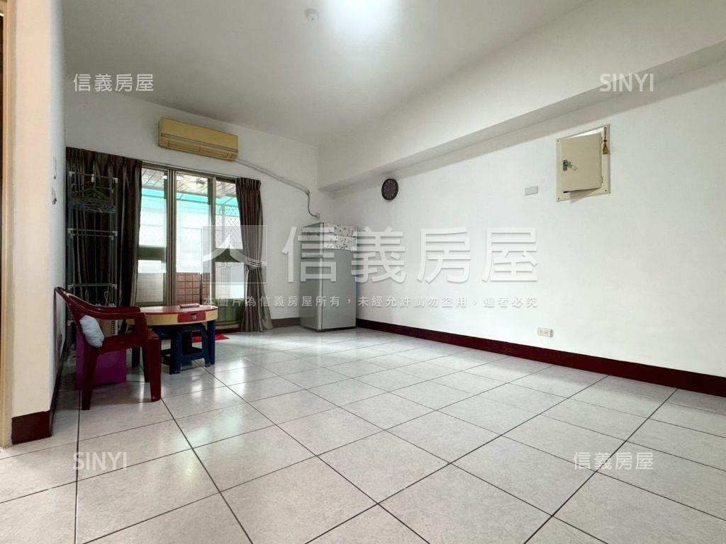 東方荷蘭便宜四房房屋室內格局與周邊環境