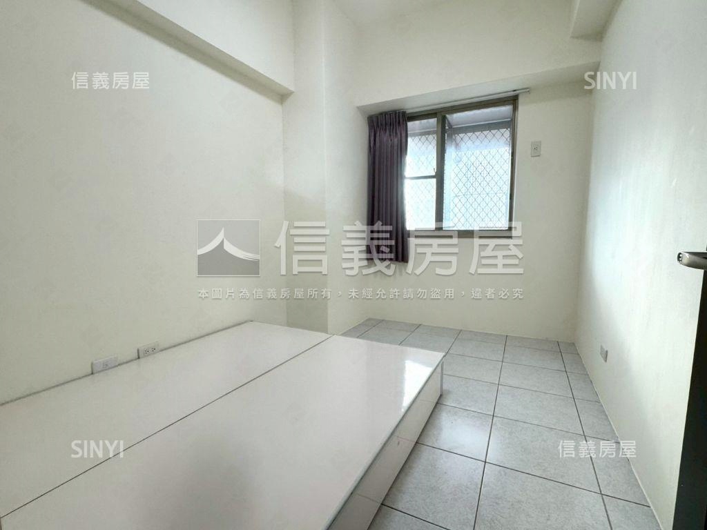 東方荷蘭便宜四房房屋室內格局與周邊環境