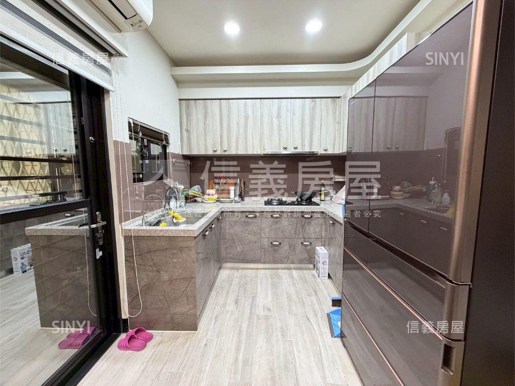 巨蛋商圈太子哈佛三房平車房屋室內格局與周邊環境