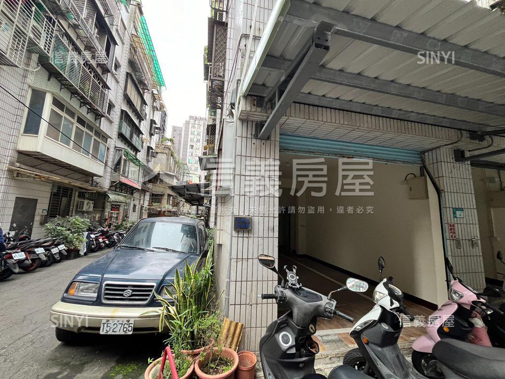 麥當勞後近新台五轉角店面房屋室內格局與周邊環境