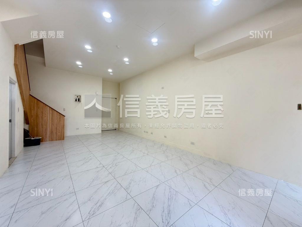 新莊丹鳳稀有鈴木１＋２房屋室內格局與周邊環境
