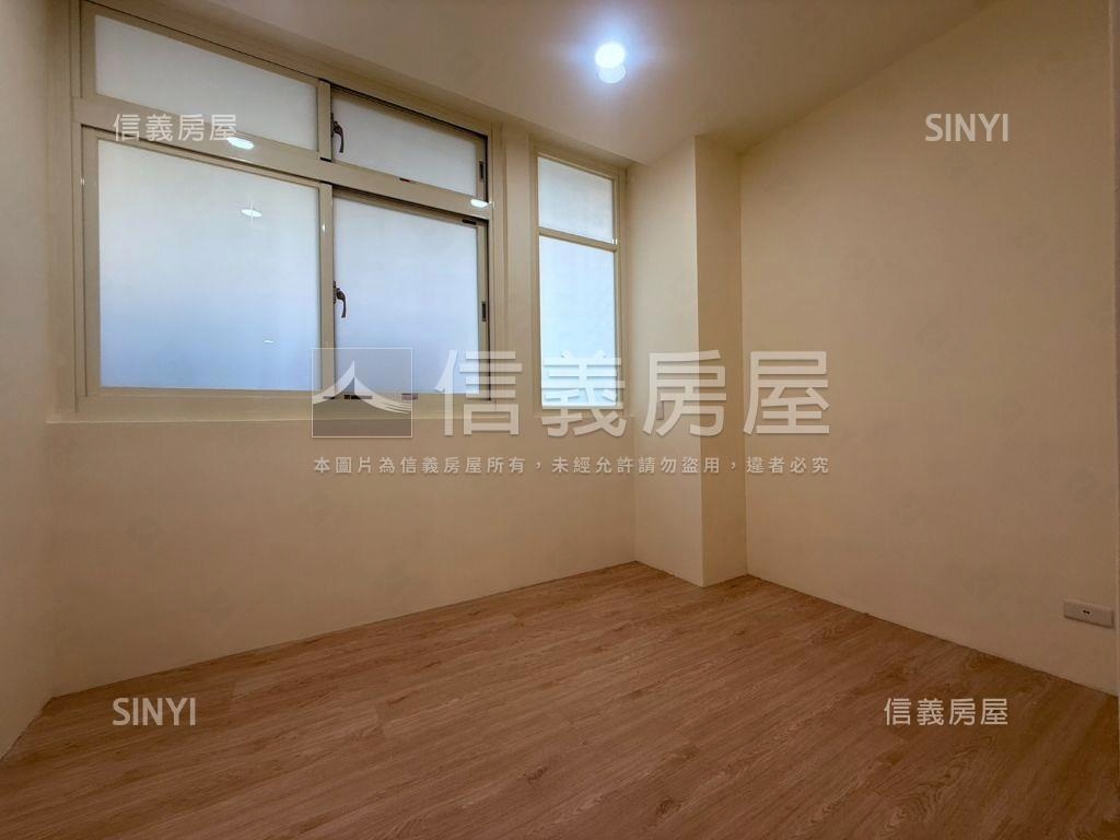 新莊丹鳳稀有鈴木１＋２房屋室內格局與周邊環境