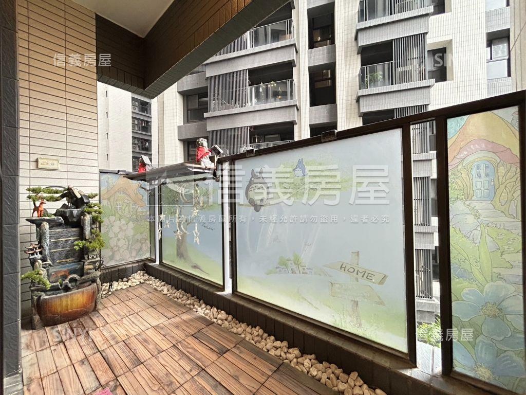 華友聯ｉ世界精裝三房平車房屋室內格局與周邊環境