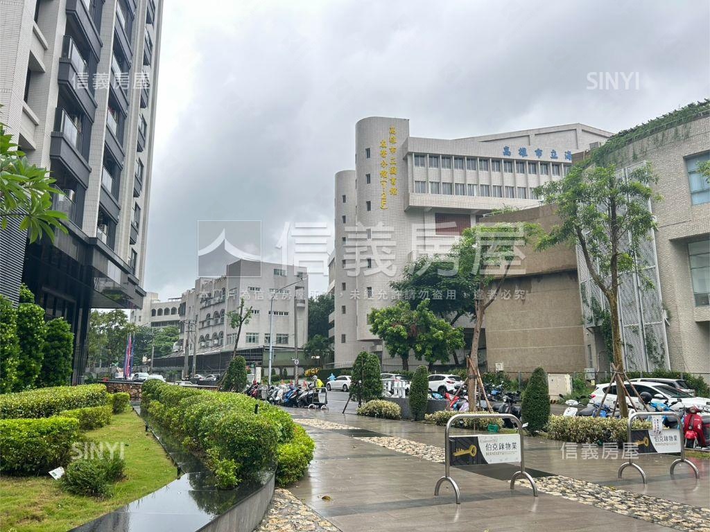 華友聯ｉ世界精裝三房平車房屋室內格局與周邊環境