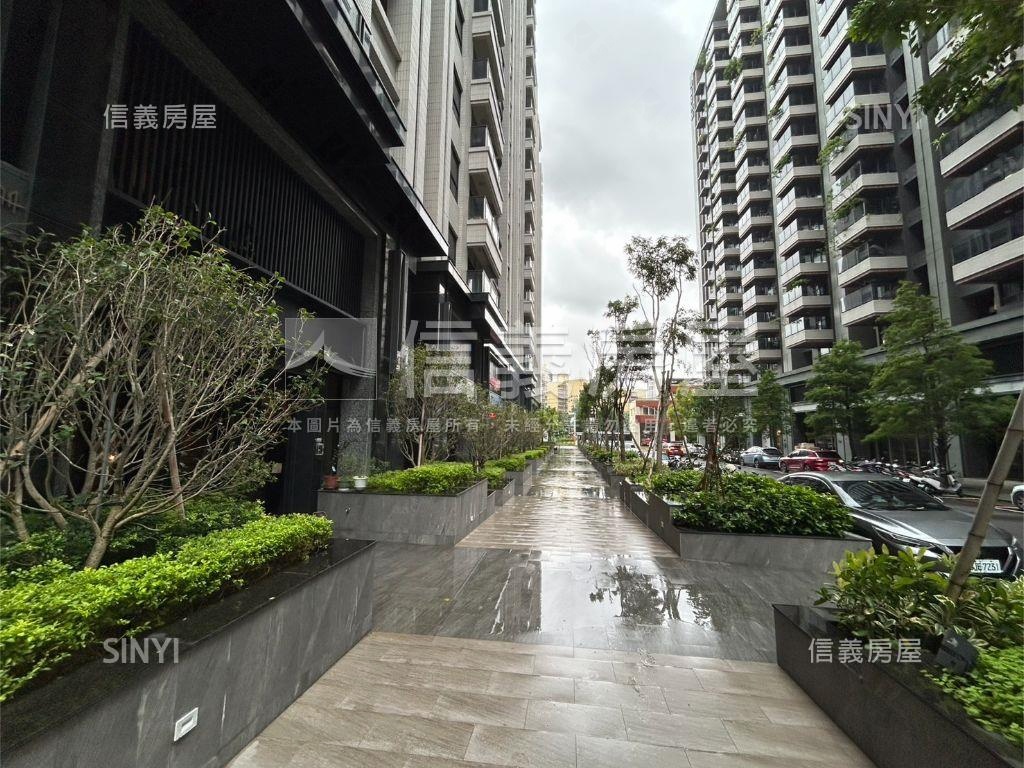 華友聯ｉ世界精裝三房平車房屋室內格局與周邊環境