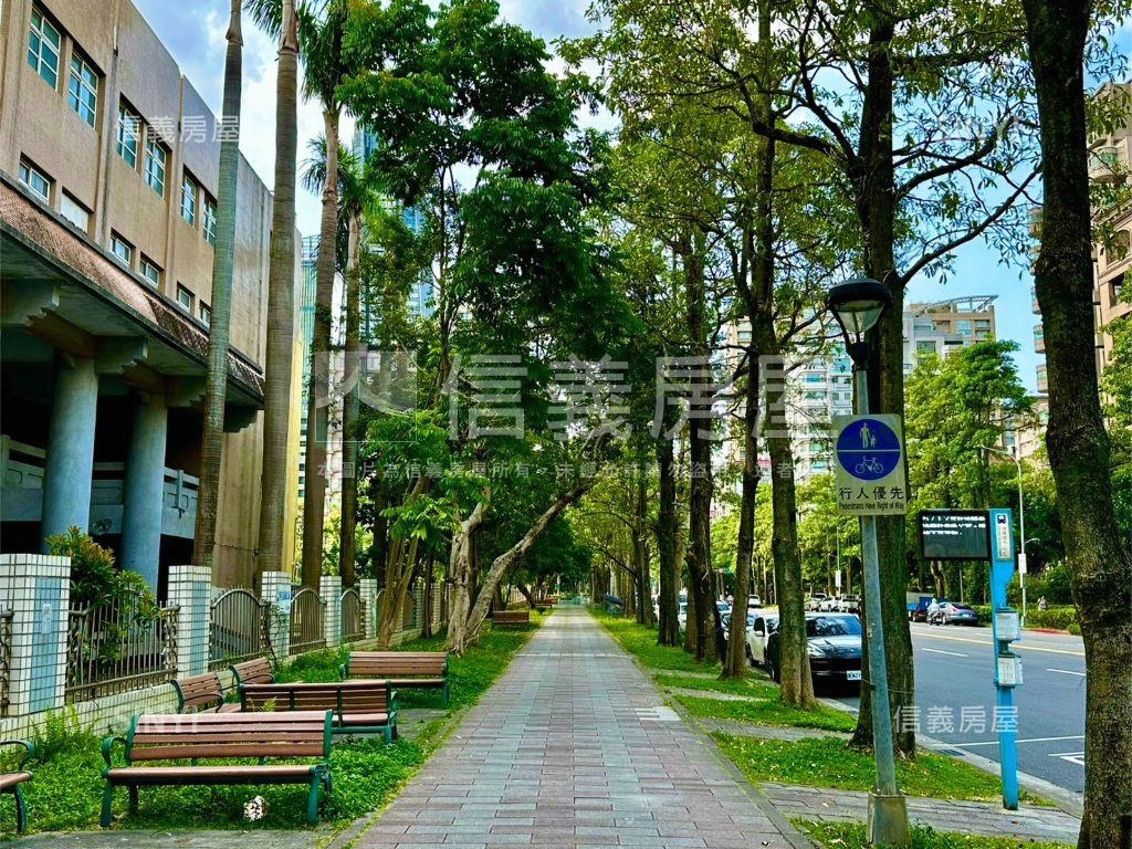 泰和公園黃金三樓房屋室內格局與周邊環境