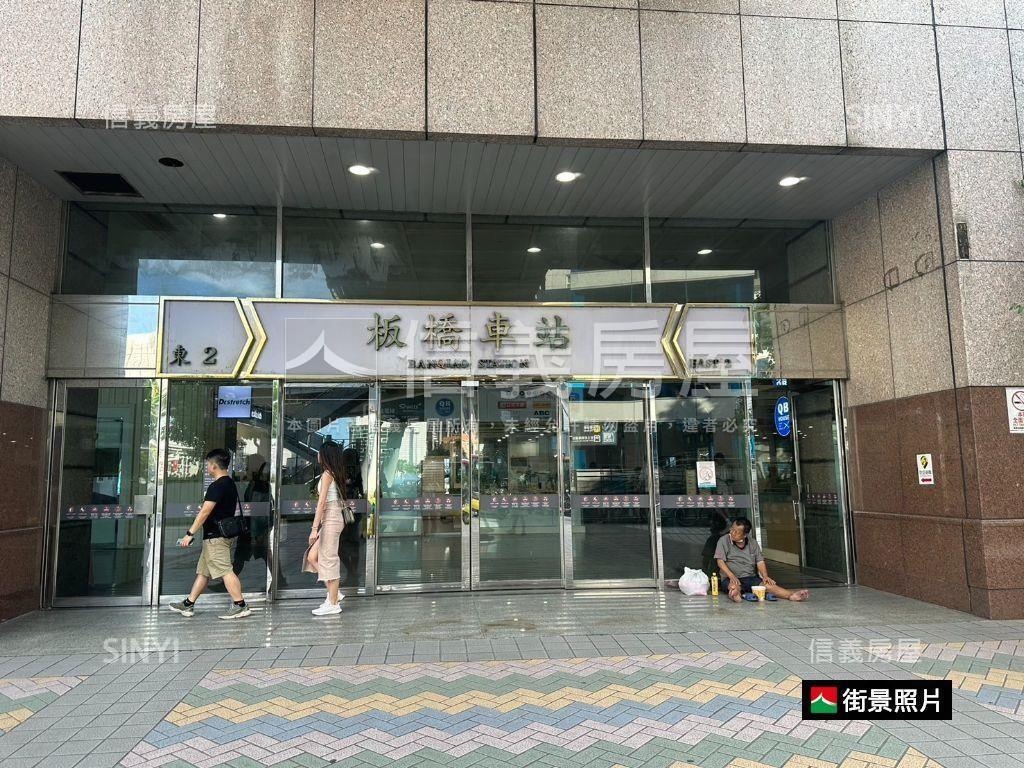 可看屋●畫世紀４房雙車位房屋室內格局與周邊環境