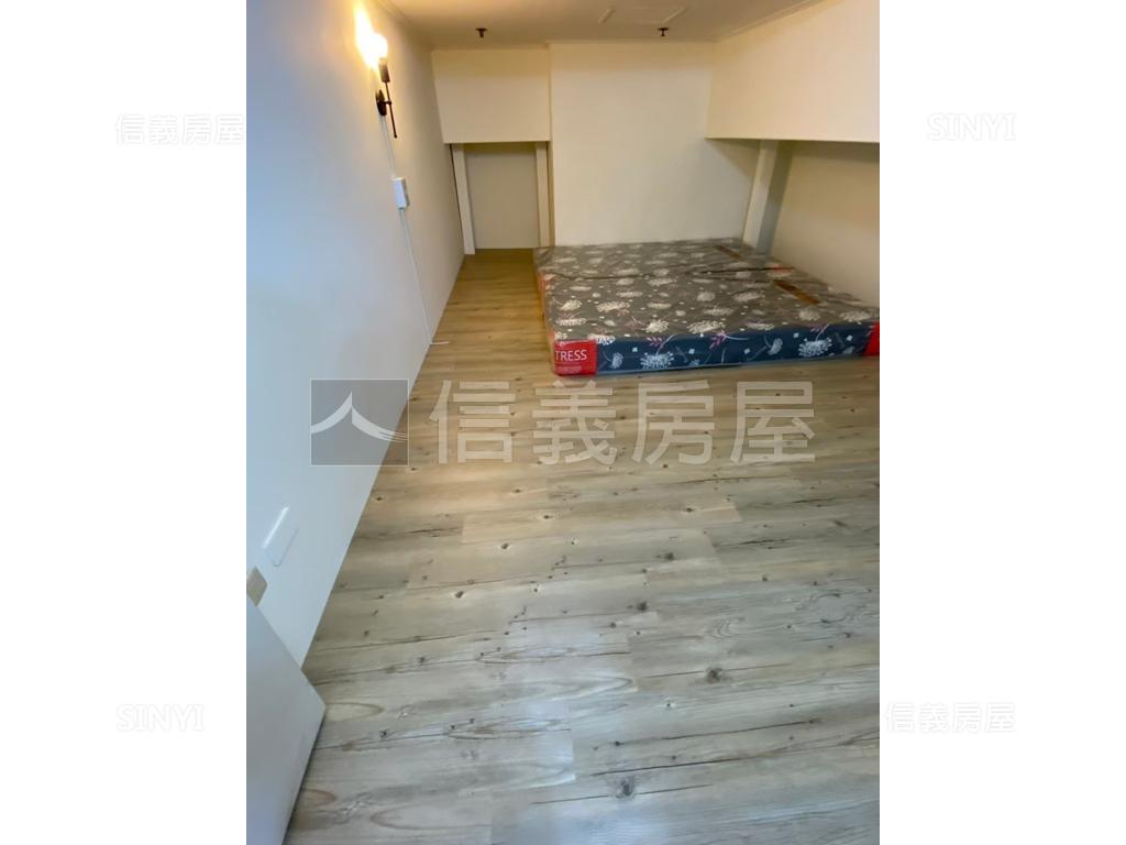 近雄中高樓景觀採光美宅房屋室內格局與周邊環境