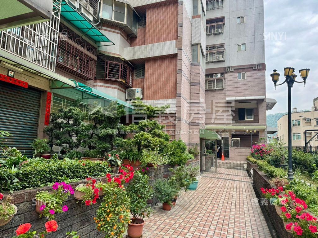 高鐵特區溫馨美三房房屋室內格局與周邊環境