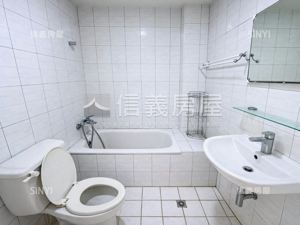 高鐵特區溫馨美三房房屋室內格局與周邊環境