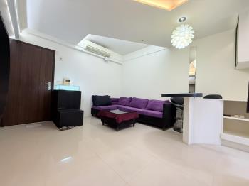 海閱精美兩房平車