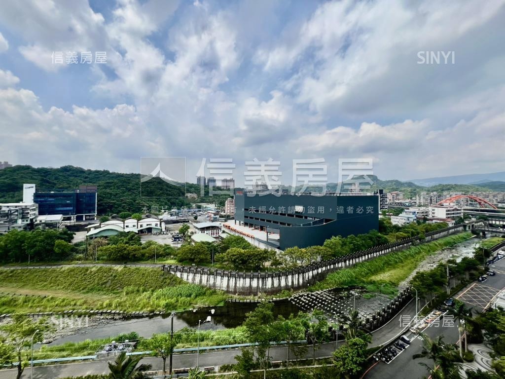 森泉灣採光河景兩房房屋室內格局與周邊環境